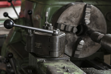 Werkzeuge und Maschinen in einer Kunstschmiede, Pfronten, Allgäu, Bayern