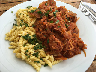 Organisch, lifestyle, ungarische, spezialiät, Szegediner, gulasch, werbetafel, modern, neu