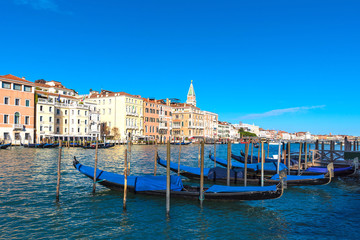 Venice (Italy) - The city on the sea. A photographic tour to discover the most characteristic places of the famous seaside city, a major tourist attractions in the world.