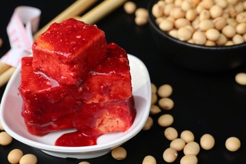 Tofu red