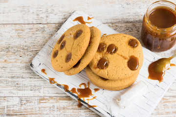Biscuits with salted caramel