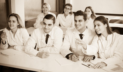 Obraz na płótnie Canvas Health-care workers during educational program in school