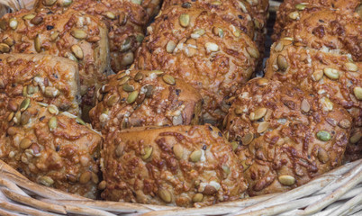 Kürbiskernbrötchen