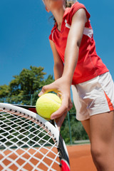 Tennis serving © Microgen