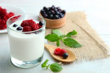 Yogurt with berries