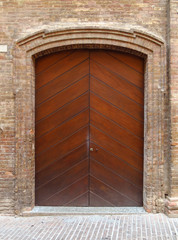 Rimini - Door of old building