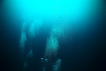 Fototapeta na wymiar diving background bubbles underwater