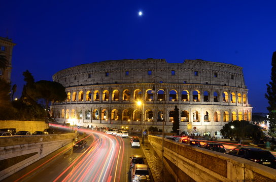 Colloseum Rom zur blauen Stunde - Langzeitbelichtung