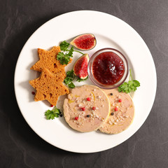 foie gras and gingerbread cake