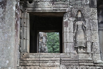Fototapeta na wymiar Ruins of Angkor Wat 