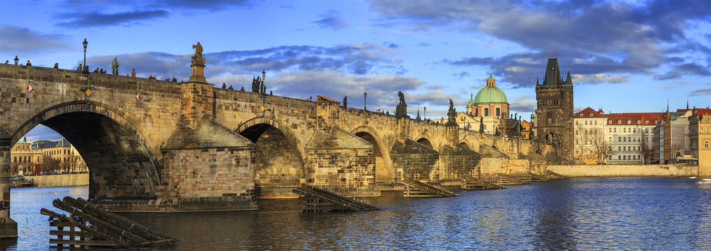 Czech Republic, Central Bohemia Region, Prague, Charles Bridge