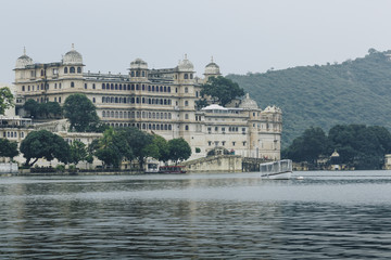 Lake Pichola with City Palace view in Udaipur, Rajasthan, India