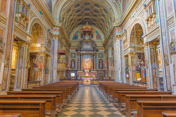 Fototapeta na wymiar TURIN, ITALY - MARCH 14, 2017: The nave of baroque church Chiesa di San Carlo Borromeo.