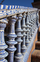 D&eacute;tail d'un pont de la place d'Espagne (S&eacute;ville - Espagne)