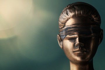 Statue justice.