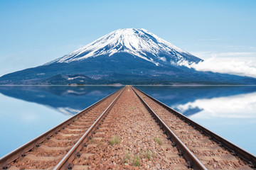 Obraz premium Kolej do Fujisan, Japonia
