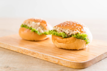 tuna mini burger