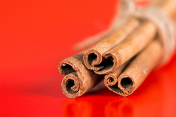 Cinnamon sticks