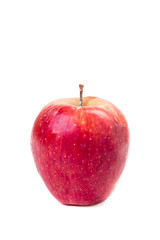 färskt rött äpple isolerat mot vit bakgrund