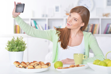 girl with mobile phone 