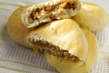 Pan de coco bread