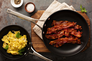 Cooked bacon on a skillet