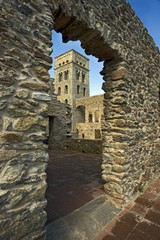 Monasterio interior y exterior de Sant Pere de Rodas en el alto  empordan de Girona Cataluña...
