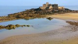 Plage au Fort National de Saint-Malo