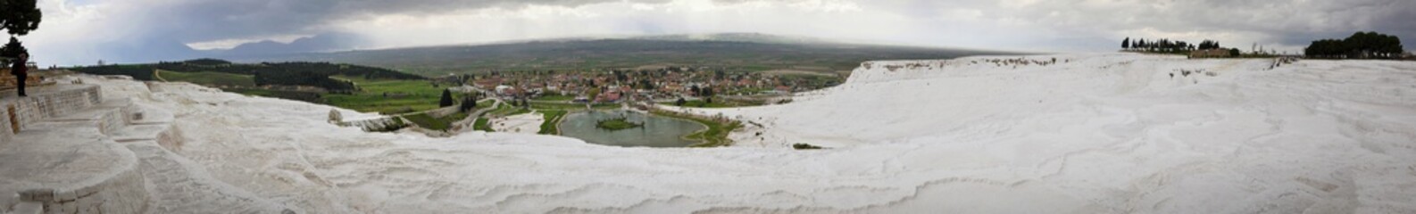 Fototapeta premium White and Calcareous Ponds in Pamukkale