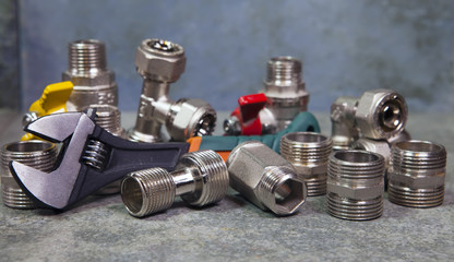 adjust wrench power grip and elements of water and gas shutoff valves