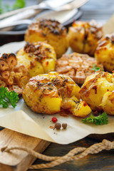 Potatoes baked in their skins with spices.