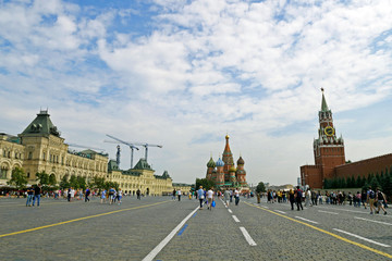 Fototapeta premium Red square with Kremlin, building of GUM and St. Basil's Cathedral.