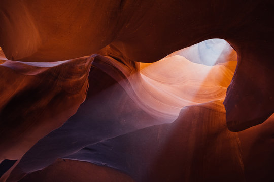 Light filtering in Antelope Canyon