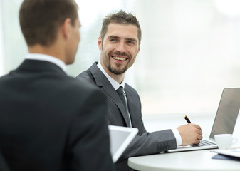 closeup.business partners discussing business issues