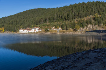 Obraz premium Amazing Autumn Landscape of Golyam Beglik Reservoir, Pazardzhik Region, Bulgaria