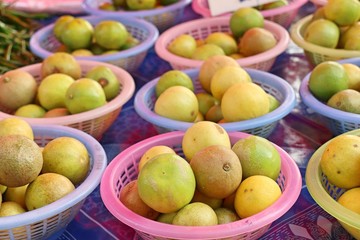 Lemon at the market