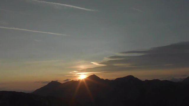 Sonnenaufgang &uuml;ber den Hohen Tauern