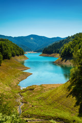 Fototapeta na wymiar Lake Zaovine in Serbia