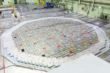 Reactor room. Nuclear reactor lid, equipment maintenance and replacement of the reactor fuel elements.