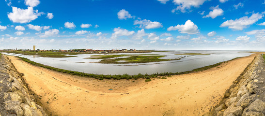 Obraz premium Oyster village in Arcachon Bay