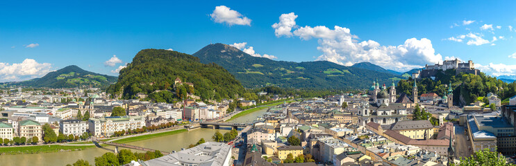 Fototapeta premium Katedra w Salzburgu, Austria