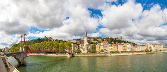 Obraz premium Footbridge in Lyon, France