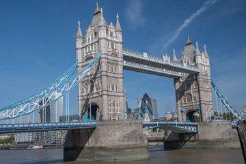 Fototapeta na wymiar Die Tower Bridge in London