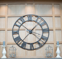 Large Mantle Clock