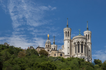 Fototapeta na wymiar Notre Dame de Fourviere basilica, in Lyon, France