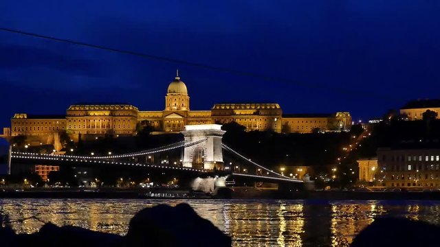 Budapest, Blick auf die Nationalgalerie und die Kettenbr&uuml;cke, Burgberg.