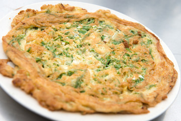 Thai acacia omelette