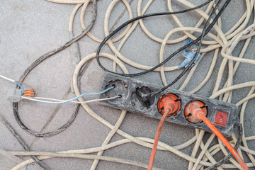 Dirty portable socket with wires for builders