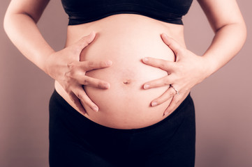 belly of pregnant woman