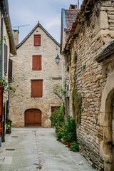 Dans les rues de Villeneuve d'Aveyron